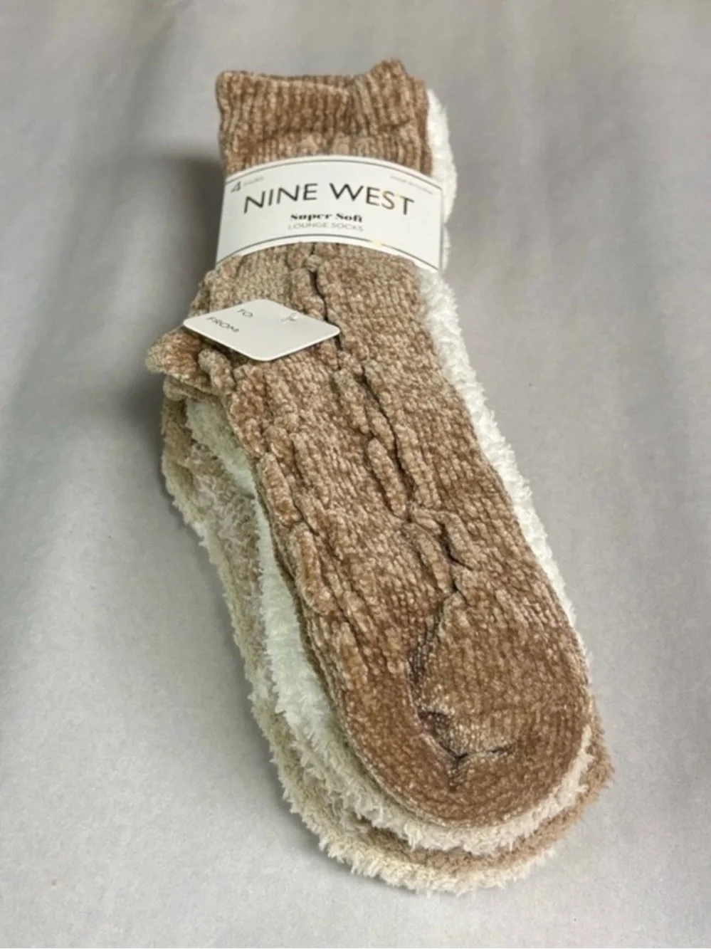 New Nine West Socks Women’s 4 Pair Soft Cozy Plush Fuzzy Lounge Socks Casual